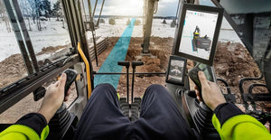 HKS is now compatible with the excavator control systems from Leica and Topcon