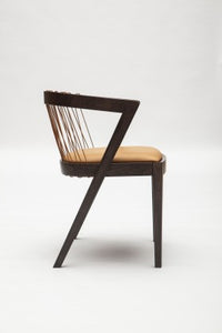 LIVONI: Diseñador de sillas y sillones de diseño italiano.