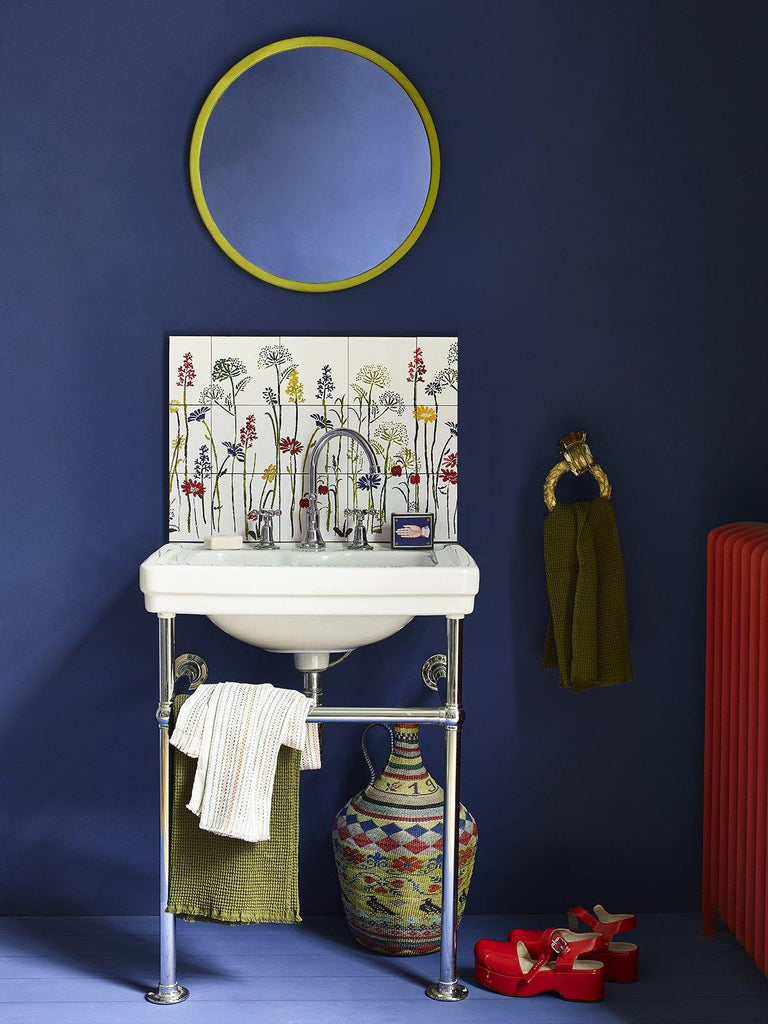 ANNIE SLOAN: PAINTERLY FLORALS