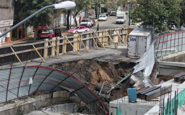 Socavón en Oceanía se formó por fuga de agua potable