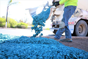 CEMEX SUMINISTRA NOVEDOSO CONCRETO AZUL PARA CICLOVÍA EN DURANGO