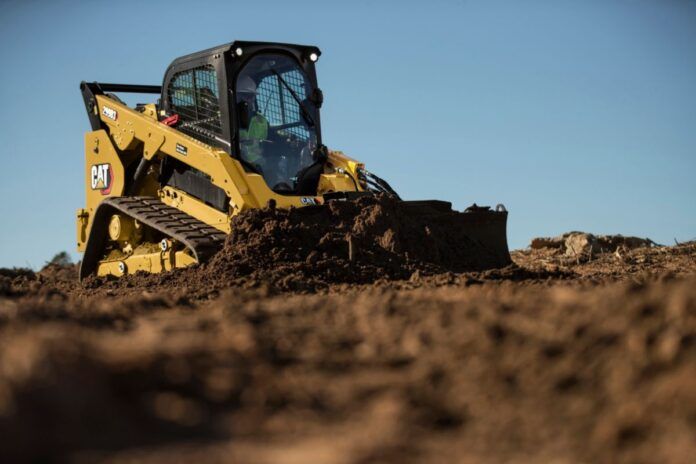 Caterpillar expands smart blade capabilities for Cat® Skid Steer