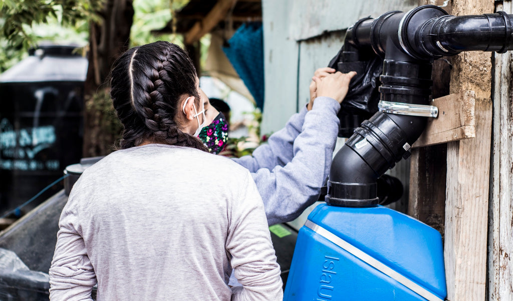 TECHO y Absormex instalarán 2 mil soluciones de agua y saneamiento en asentamientos populares