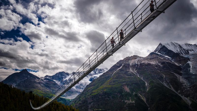 El puente peatonal más largo en suspensión