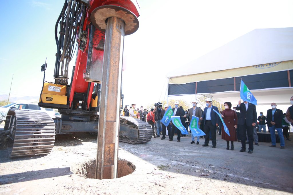 Arranca construcción del puente vehicular Hilario Medina en Guanajuato