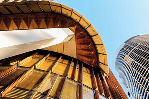 EY Center, una torre de madera