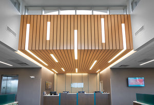 Iluminación lineal para plafones | Armstrong Ceilings