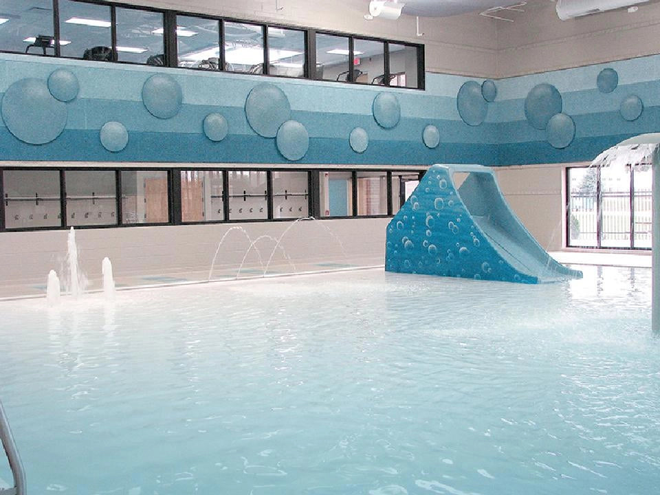 Tectum® Sistema de Plafón y Muro | Armstrong Ceilings and Walls