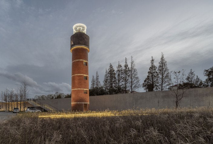 Una torre de luz y esperanza. Memorial de todos los hombres por Wutopia Lab