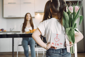 Día de las Madres: los viajes ganan fuerza como regalo y la eSIM garantiza conectividad internacional
