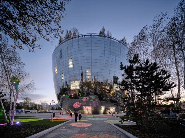 Art under the sign of sustainability