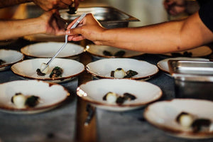 Disfruta de una cocktail experience con Migrante y Chivas Regal 13